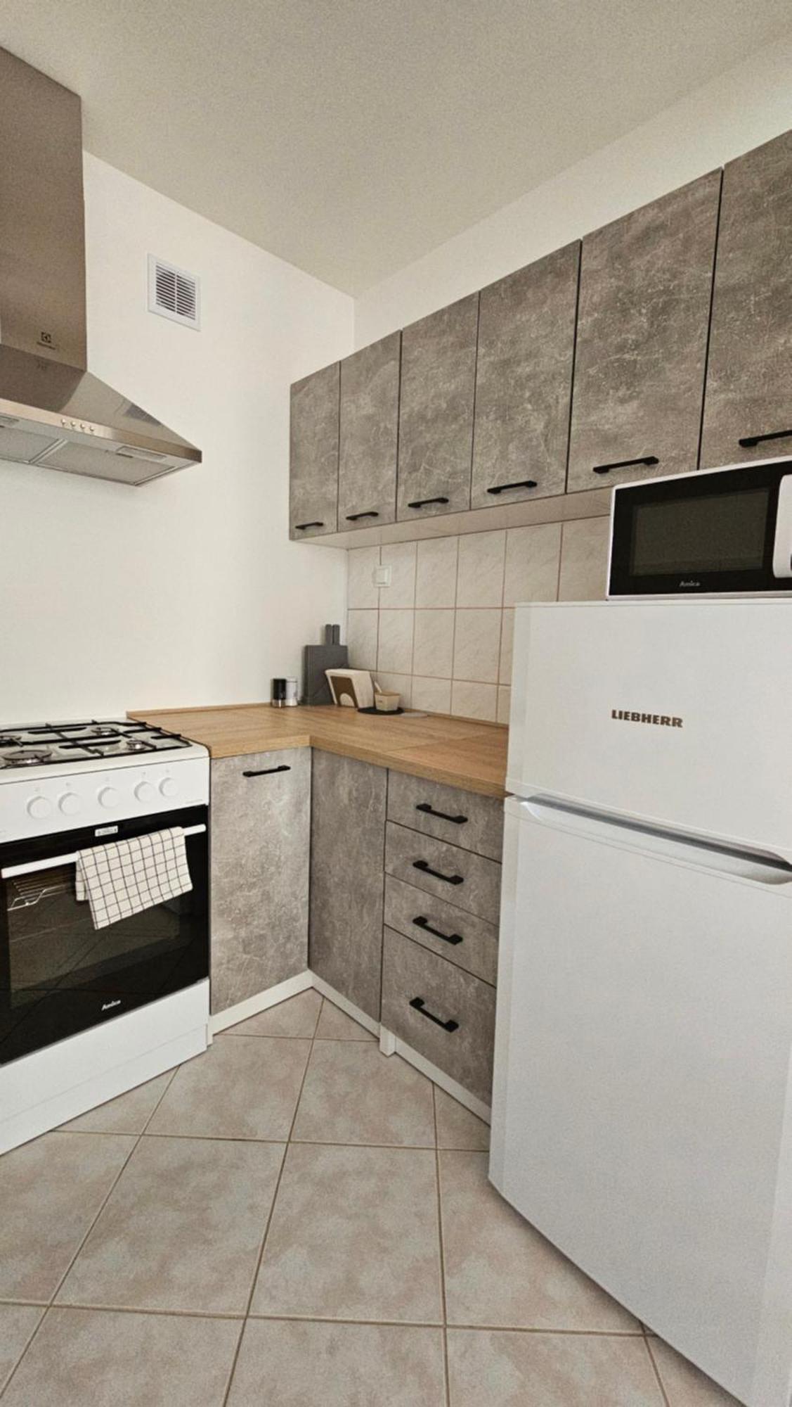 Apartament Metro Brodno 华沙 外观 照片